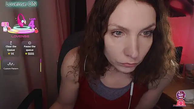 JohansonKatie online show from March 12, 2:41 am