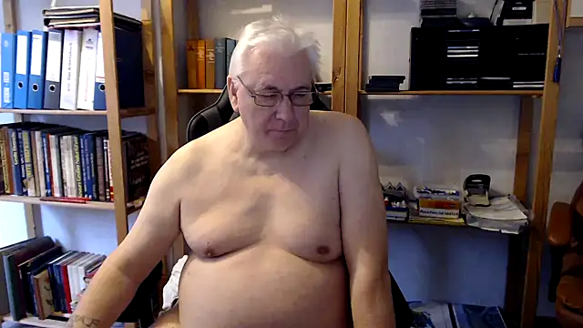 Snapshot of SchwanzhureXXL chatting on January 27, 9:13 am SchwanzhureXXL online show from January 27, 9:13 am