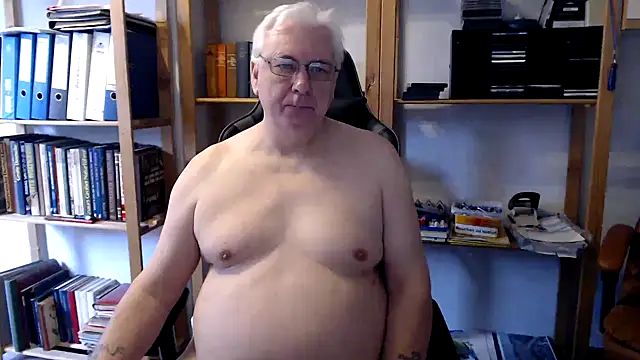 Snapshot of SchwanzhureXXL chatting on February 22, 8:50 am SchwanzhureXXL online show from February 22, 8:50 am