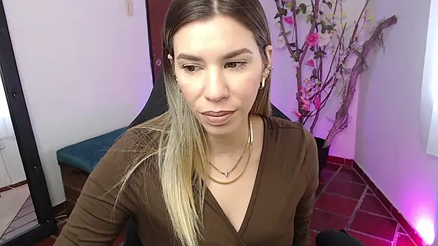 ms sofia x online show from September 25, 3:38 pm