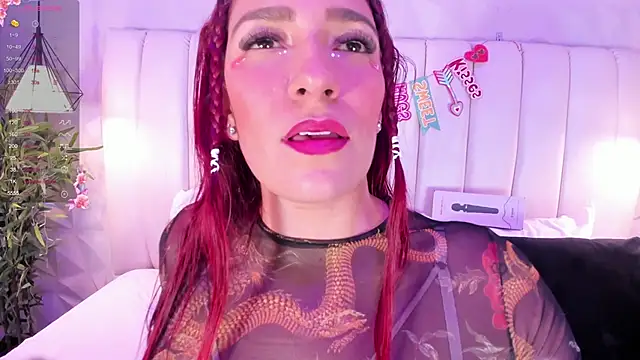 Snapshot of naughty_flower18 chatting on February 12, 10:48 pm naughty flower18 online show from February 12, 10:48 pm