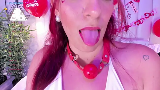 Snapshot of naughty_flower18 chatting on February 14, 11:09 pm naughty flower18 online show from February 14, 11:09 pm