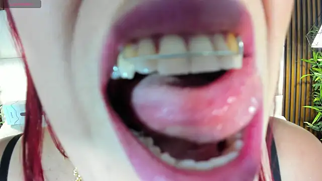 Snapshot of naughty_flower18 chatting on September 30, 10:48 pm naughty flower18 online show from September 30, 10:48 pm