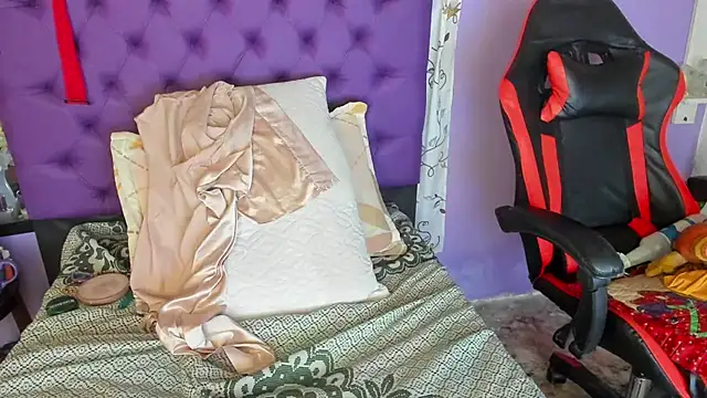 Margoth clain online show from October 30, 12:39 pm