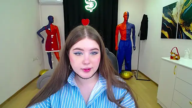 NicoleFoxery online show from February 25, 6:20 pm