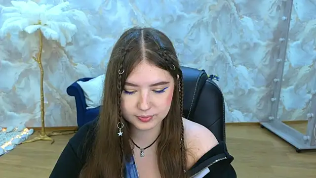 NicoleFoxery online show from September 11, 6:19 pm