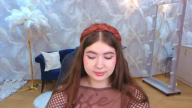 NicoleFoxery online show from November 15, 6:15 pm