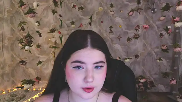 NicoleFoxery online show from March 14, 6:57 pm