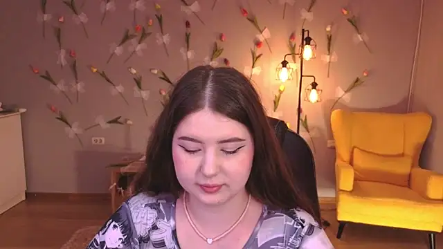 Snapshot of NicoleFoxery chatting on June 7, 6:22 pm NicoleFoxery online show from June 7, 6:22 pm