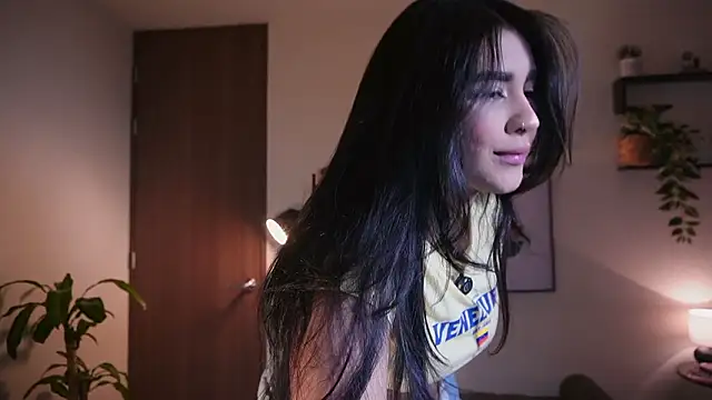 Isabella dior online show from March 11, 5:41 pm