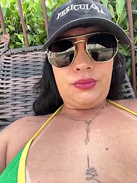 NathFox online show from November 14, 7:01 pm