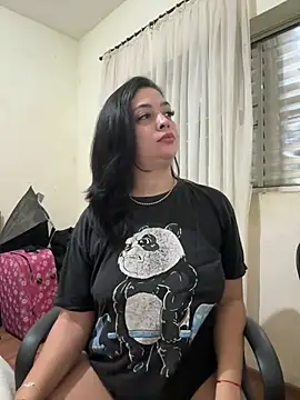 Snapshot of NathFox chatting on February 12, 11:55 pm NathFox online show from February 12, 11:55 pm