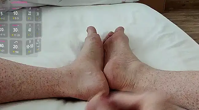 Snapshot of theSecretBallerino chatting on January 17, 5:32 am theSecretBallerino online show from January 17, 5:32 am