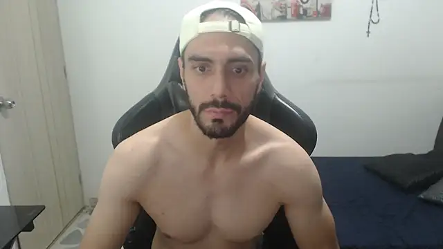 Snapshot of samuelgarcia_ chatting on September 22, 10:28 am samuelgarcia online show from September 22, 10:28 am