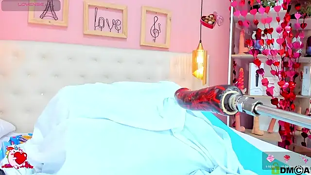 leylla  online show from March 1, 11:37 pm