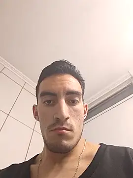 Snapshot of TommyMomentum chatting on November 23, 10:20 pm TommyMomentum online show from November 23, 10:20 pm