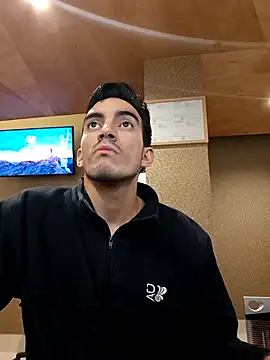 TommyMomentum online show from April 19, 5:40 am