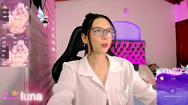 Snapshot of Luniverse chatting on March 3, 8:59 pm Luniverse online show from March 3, 8:59 pm