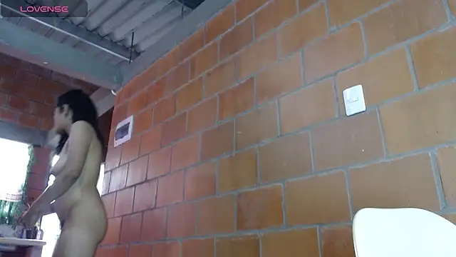 Snapshot of jasminne_ chatting on February 23, 4:57 pm jasminne online show from February 23, 4:57 pm