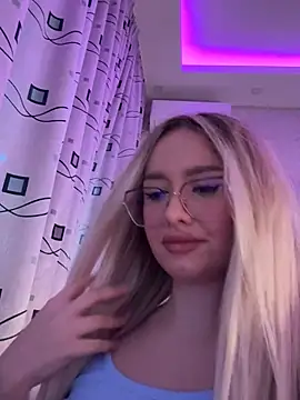 mollyxxx online show from January 10, 7:04 am