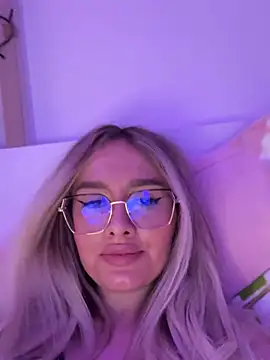 mollyxxx online show from January 20, 3:50 pm