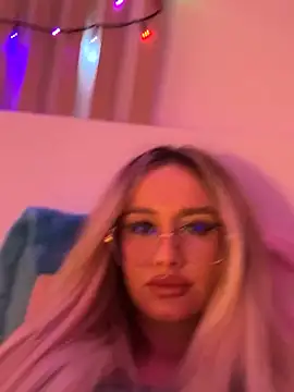 mollyxxx online show from January 22, 10:50 am