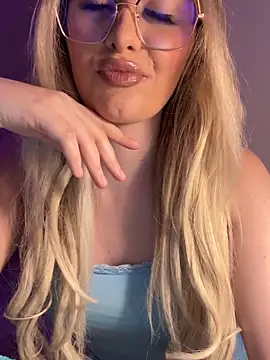 mollyxxx online show from February 9, 2:38 am