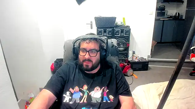 bears549a online show from November 17, 8:03 pm