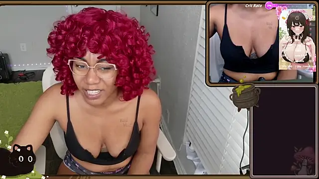 Snapshot of Cheybaaee chatting on January 17, 6:44 pm Cheybaaee online show from January 17, 6:44 pm