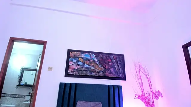 Snapshot of JupiteFox chatting on January 13, 5:44 pm JupiteFox online show from January 13, 5:44 pm