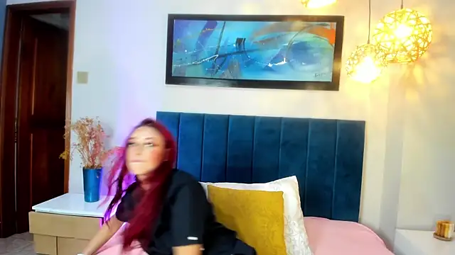 Snapshot of JupiteFox chatting on November 28, 11:40 pm JupiteFox online show from November 28, 11:40 pm