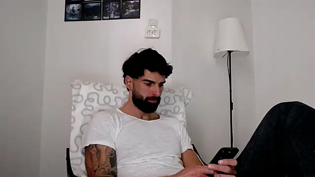 Verycutex online show from March 1, 9:22 am