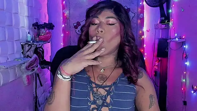 tsviolett online show from December 11, 7:25 pm