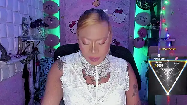 tsviolett online show from February 17, 7:21 pm