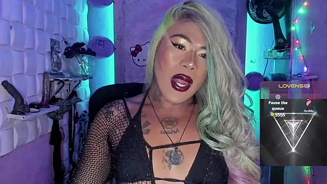 tsviolett online show from February 19, 6:10 pm