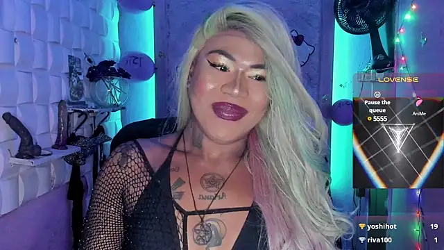 tsviolett online show from February 19, 9:14 pm