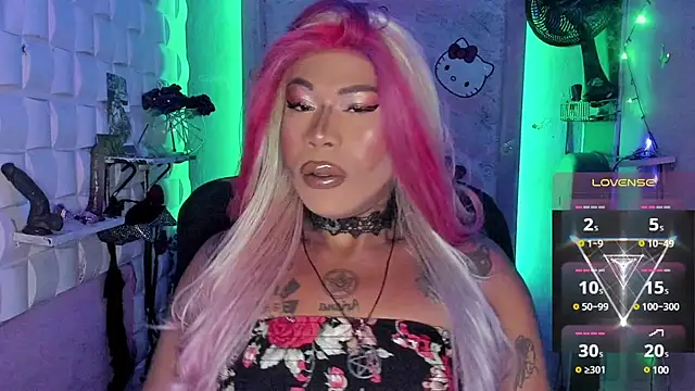 tsviolett online show from February 24, 5:53 pm