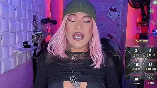 tsviolett online show from March 5, 7:17 pm