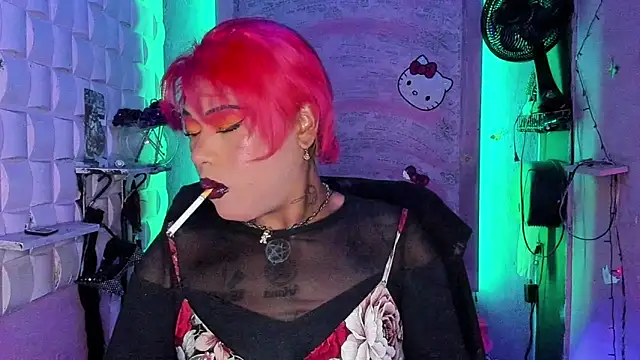 tsviolett online show from March 18, 6:04 pm