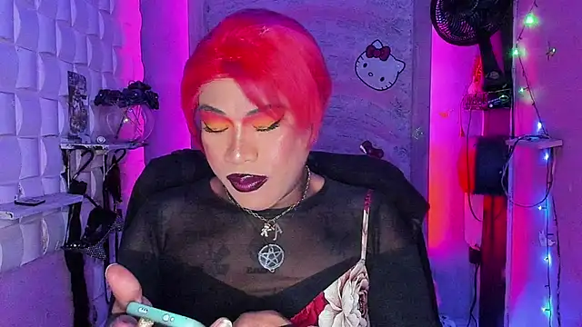 tsviolett online show from March 18, 9:10 pm