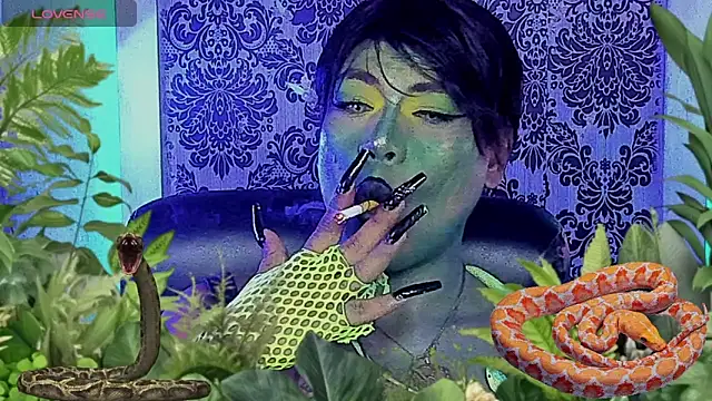 tsviolett online show from October 1, 7:09 pm