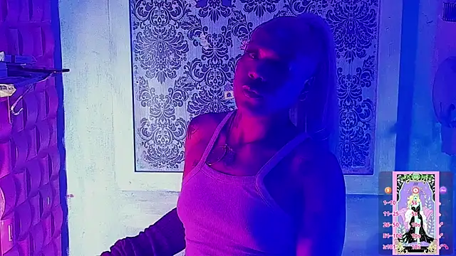 tsviolett online show from December 3, 6:17 pm