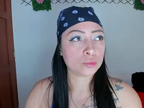 julybravo online show from December 15, 7:53 pm