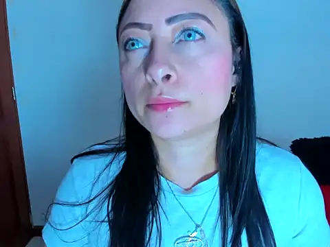 julybravo online show from January 27, 9:44 pm