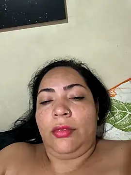 NIKOLE1301 online show from February 18, 1:40 pm