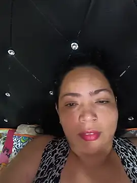 Snapshot of NIKOLE1301 chatting on June 5, 2:34 pm NIKOLE1301 online show from June 5, 2:34 pm