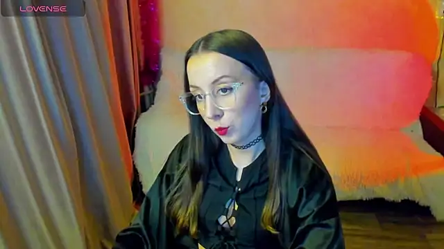 CurlySteph online show from January 9, 7:26 pm