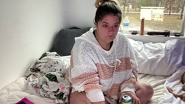 magicsparkles online show from December 18, 2:17 pm