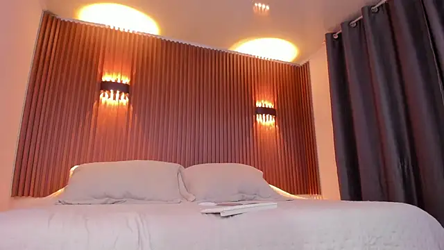 Megan rousexxx online show from November 21, 4:11 am