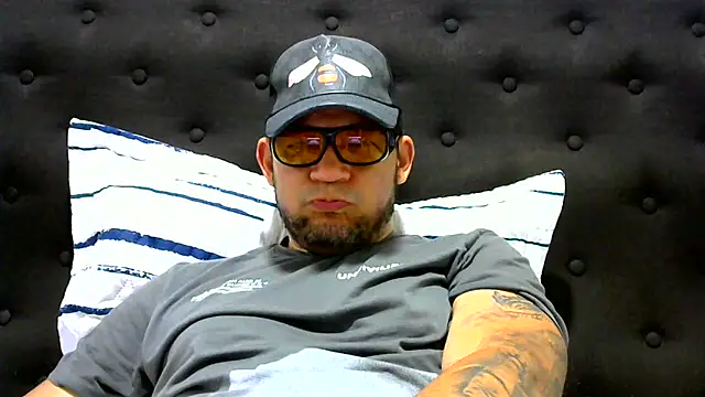 Snapshot of altenori112 chatting on January 24, 7:28 pm altenori112 online show from January 24, 7:28 pm